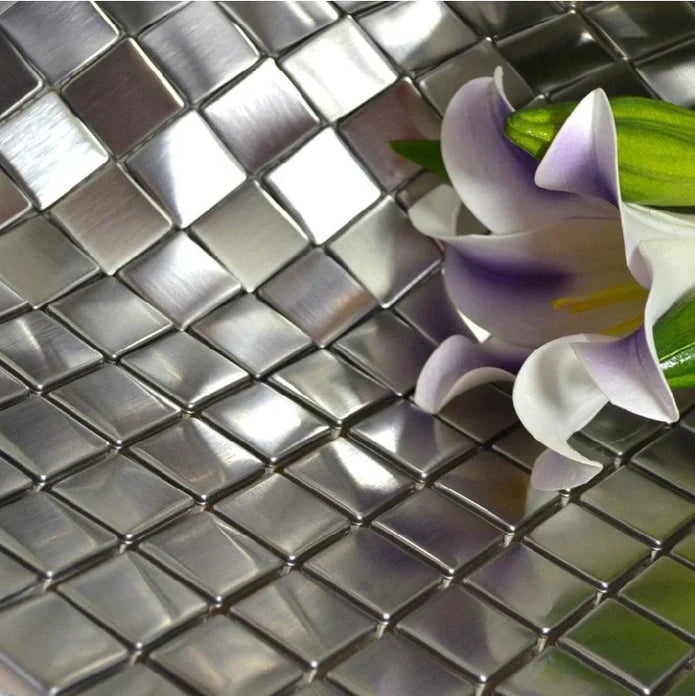 What's The Difference Between Aluminum Tile & Stainless Steel Tile Trim Material
