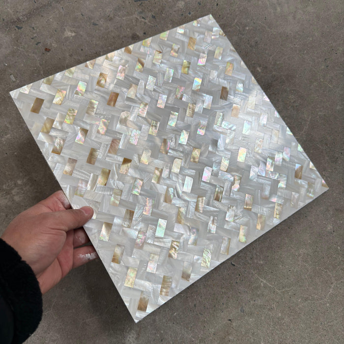 Herringbone Weave Seamless Gold Mix White Mother of Pearl Tile Backsplash Shell Mosaic Wall MOPSL031