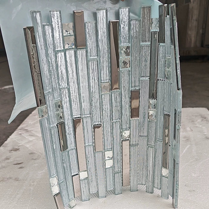 Interlocking Clear White Glass Mosaic Silver Iridescent Metallic Backsplash Wall Tile
